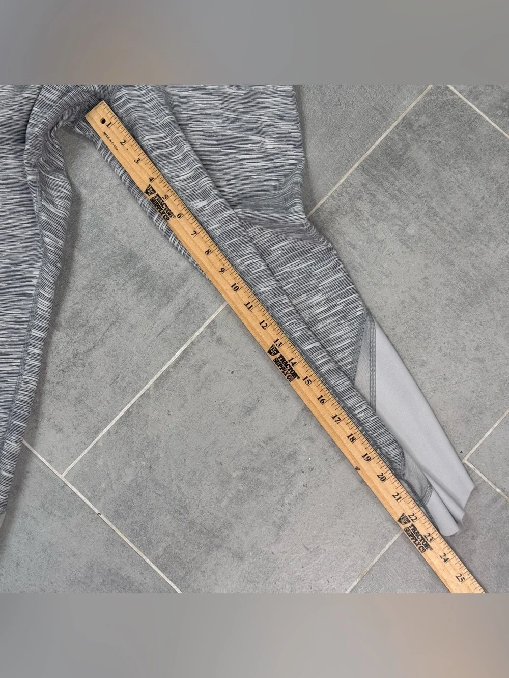 lululemon athletica tag has